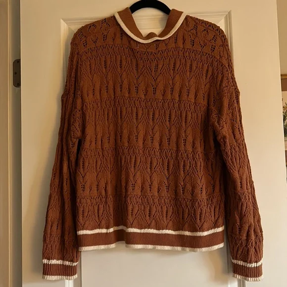Oversized, loose knit, collared sweater - Picture 5 of 5